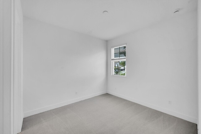 Building Photo - 9524 St Germain Dr