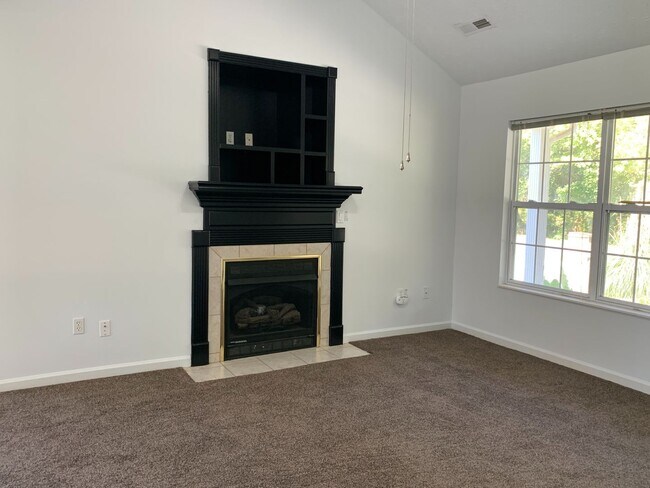 Building Photo - 1731 Snapp Rd
