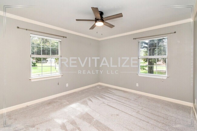 Building Photo - 2949 Cloverland Ct
