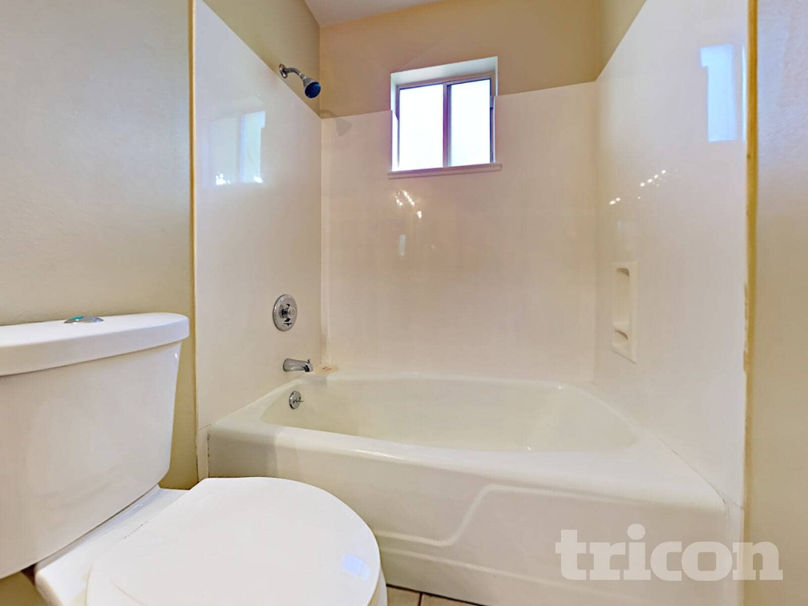 Building Photo - 4127 W Mission Ln