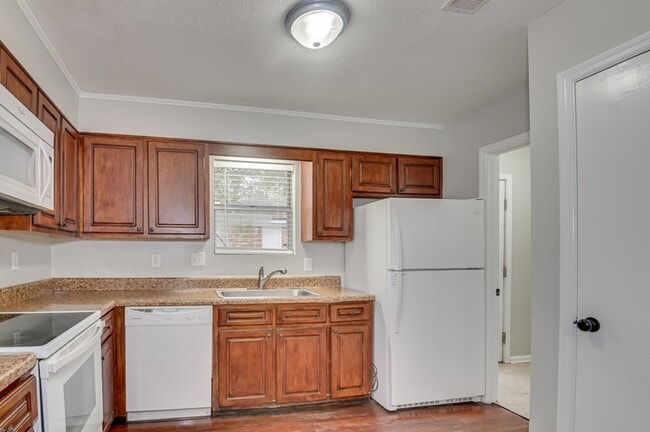 Building Photo - 2919 Cable Way