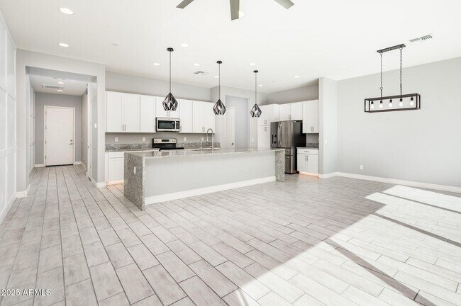 Building Photo - 25339 N 19th Ln