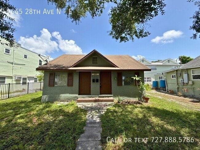 Primary Photo - 1665 28th Ave N