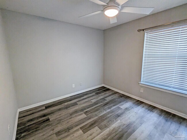 Building Photo - 1313 Foxborough Dr