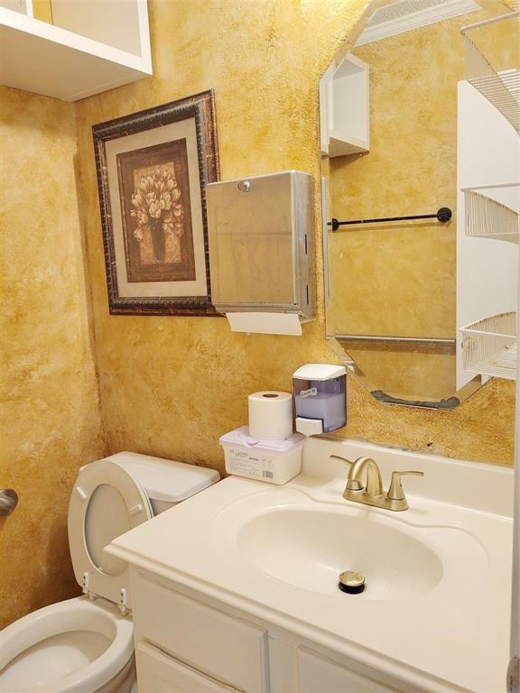 Building Photo - 4707 Meadowthorn Ct