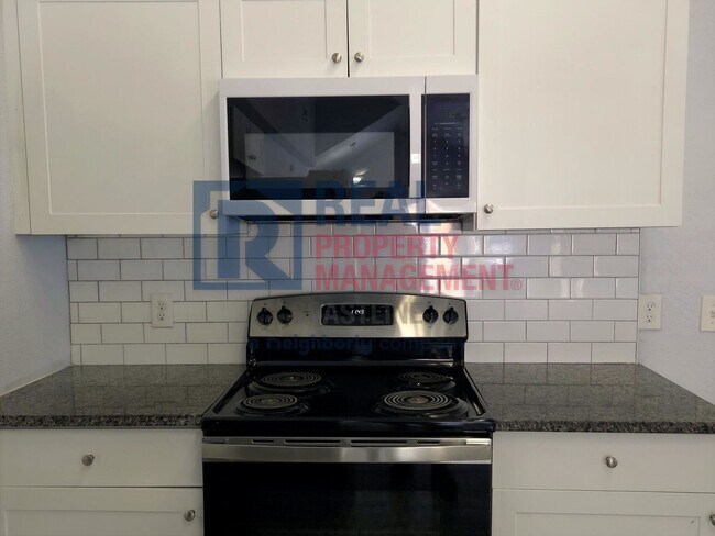 Building Photo - Village of the Arts Charmer — Updated 2BR Home with Detached 1BR Cottage