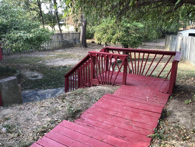 Building Photo - 5509 Woodcross Pl