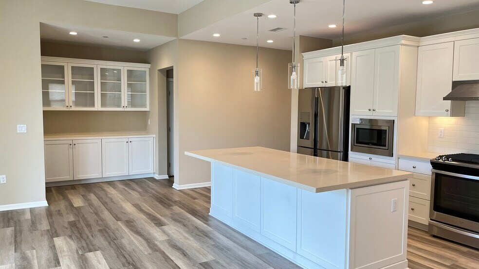 Building Photo - 155 Bishop Lndg