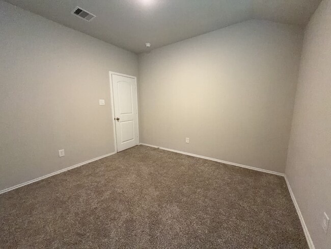 Building Photo - 20378 Green Mountain Dr