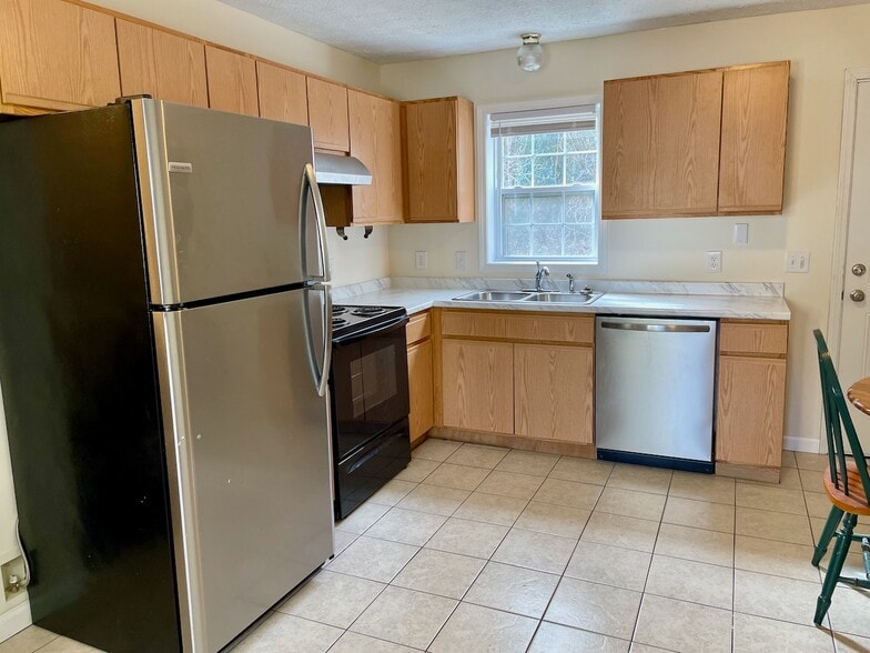 Building Photo - 30 True Way Ln