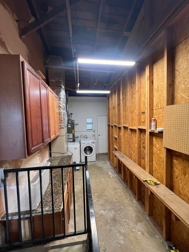 Building Photo - 111 Minot Ave