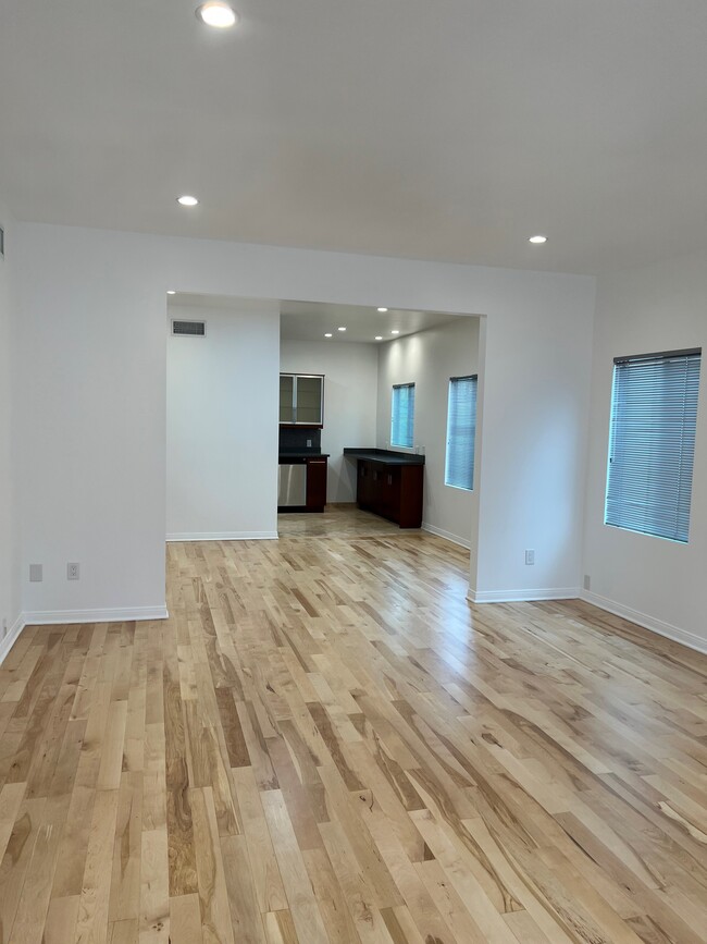 light maple hardwood floors - 455 N Spaulding Ave