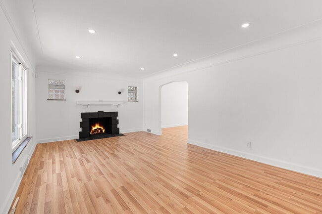 Building Photo - 14209 Prevost St