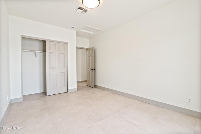 Building Photo - 3520 N 110th Ave