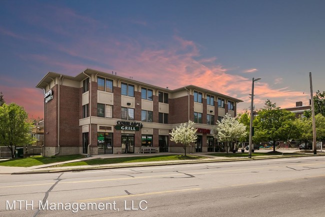 2 br, 1 bath - 315 W. Grand River Ave. - 2 br, 1 bath  - 315 W. Grand River Ave.