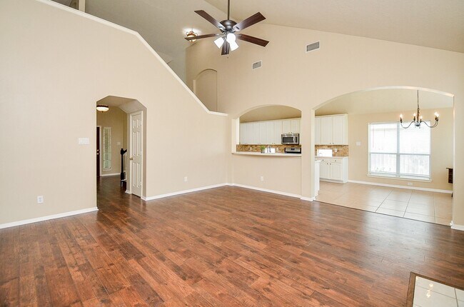 Building Photo - 3747 Heritage Colony Dr