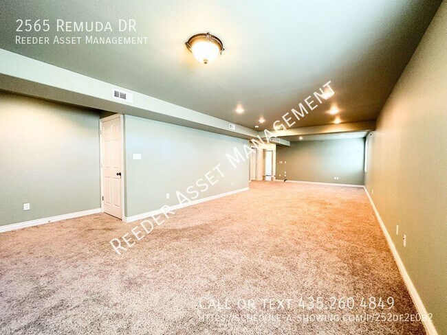 Building Photo - 2565 Remuda Dr