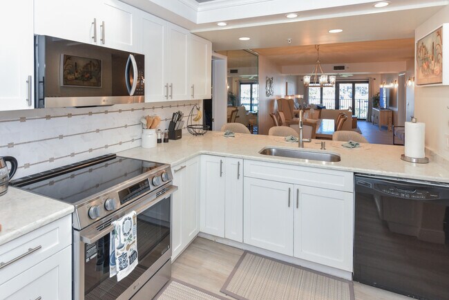 Building Photo - 901 Seafarer Cir