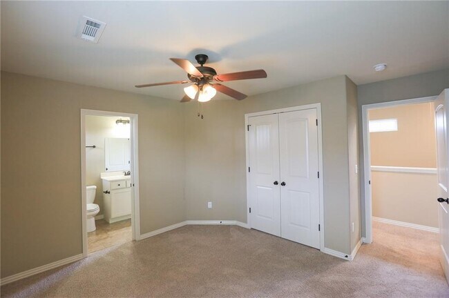 Building Photo - 626 N Tennyson Ln