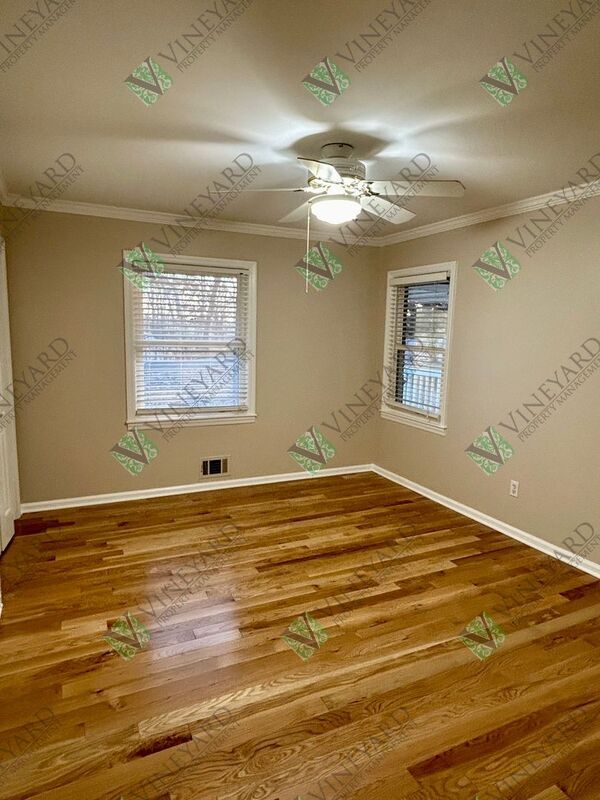 Building Photo - 261 Ridgeway Rd