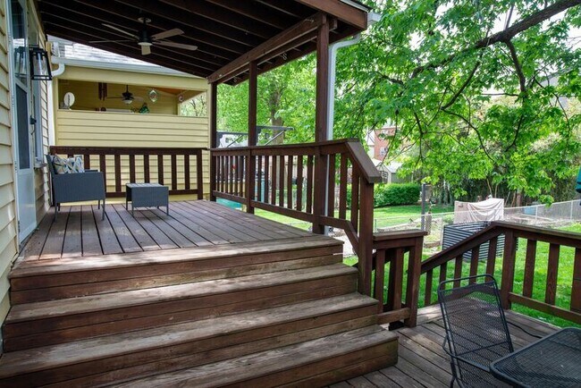 Building Photo - 6903 Cambridge Ave