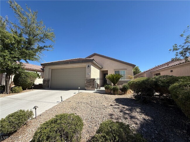 Primary Photo - 2739 Mintlaw Ave