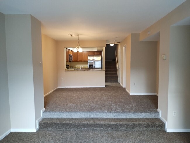 Building Photo - Spacious 3 Bedroom Condo- Olney, MD