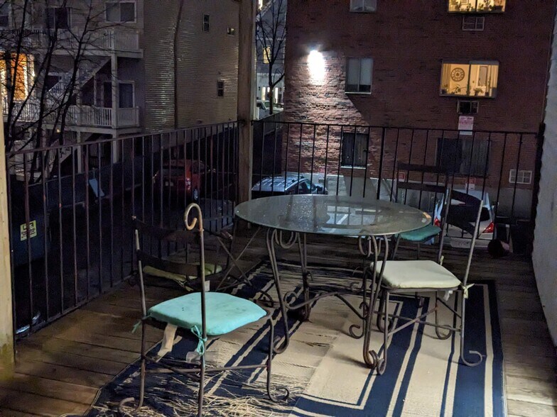 Building Photo - 25 Moreland St