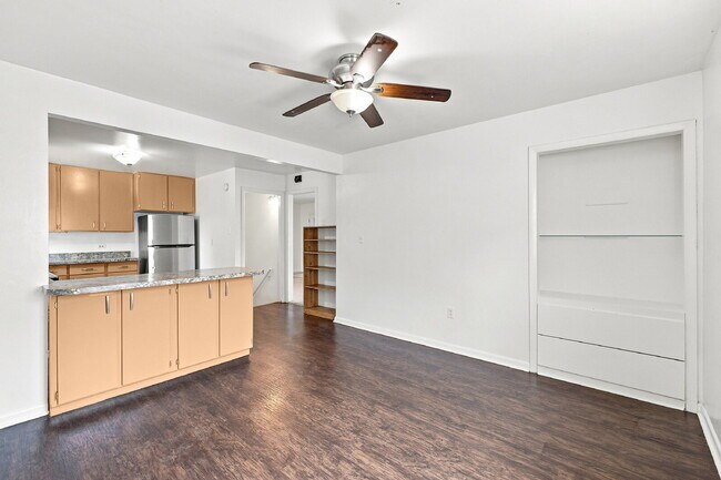 Building Photo - $2,590.95 with $300 Off The First Month's Rent, 4 Beds - 2 Bath, Single Family Home in Denver wit...