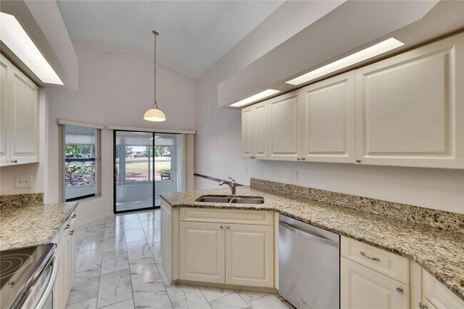 Building Photo - 322 Northway Dr