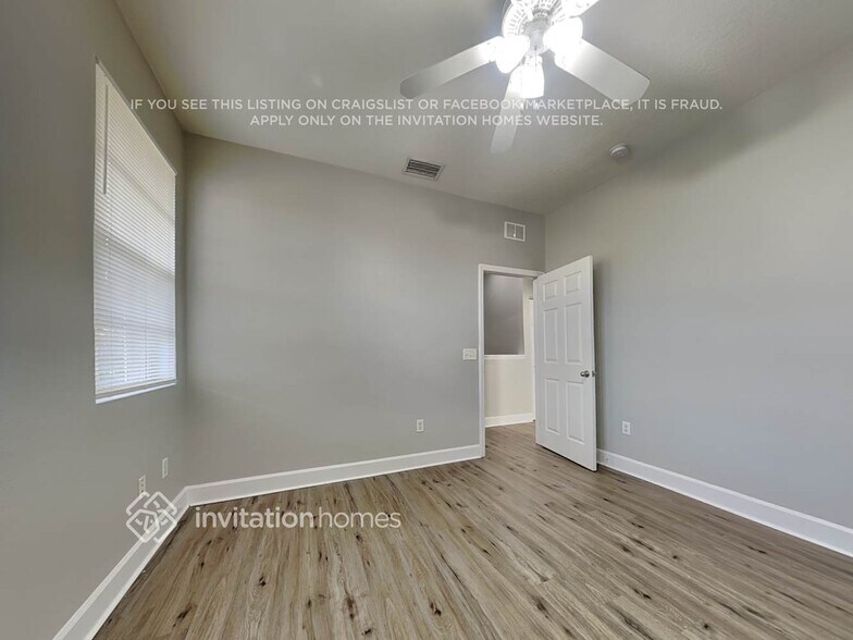 Building Photo - 6515 Quiet Pool Ct