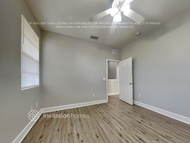 Building Photo - 6515 Quiet Pool Ct