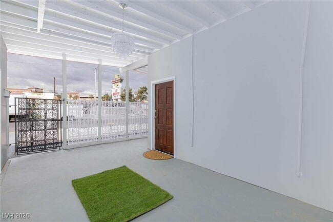 Building Photo - 3008 Lawndale St