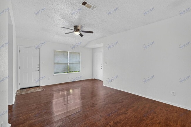 Building Photo - 10340 Blackjack Oaks Dr