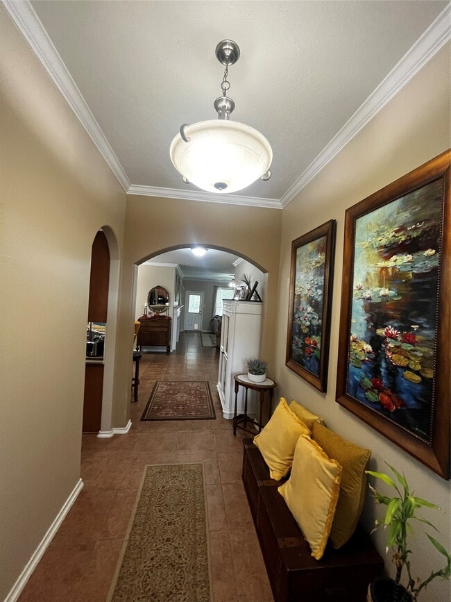 Building Photo - 25935 Orchard Knoll Ln