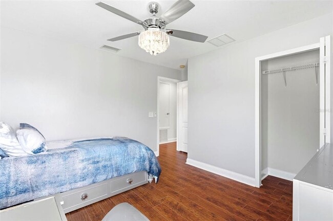 Building Photo - 2734 Silvermoss Dr