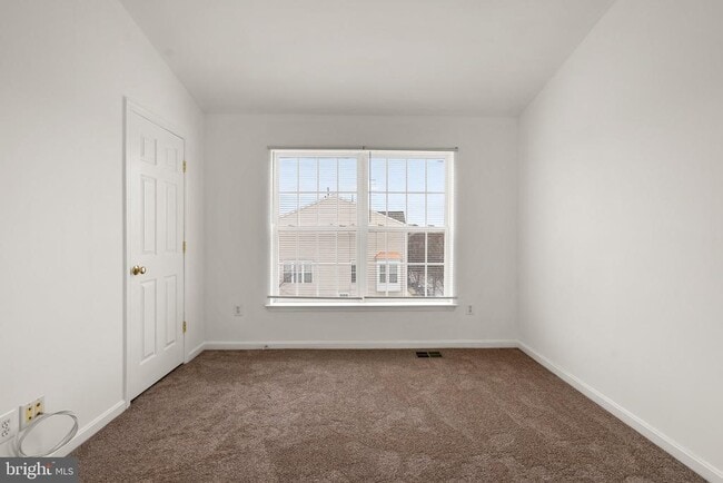 Building Photo - 204 Fallsgrove Blvd