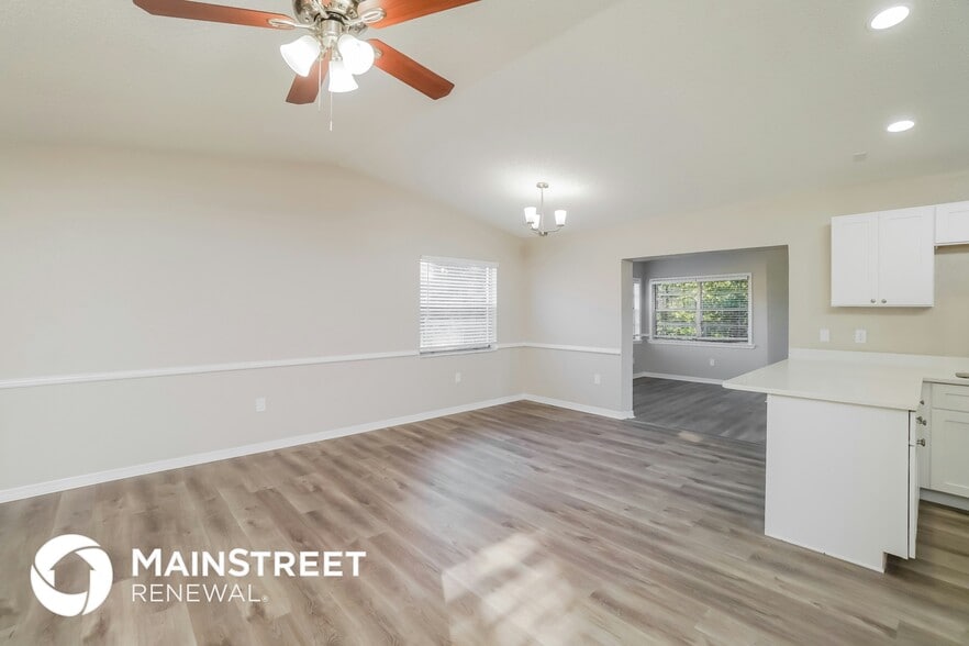 Building Photo - 11431 Stoneybrook Path