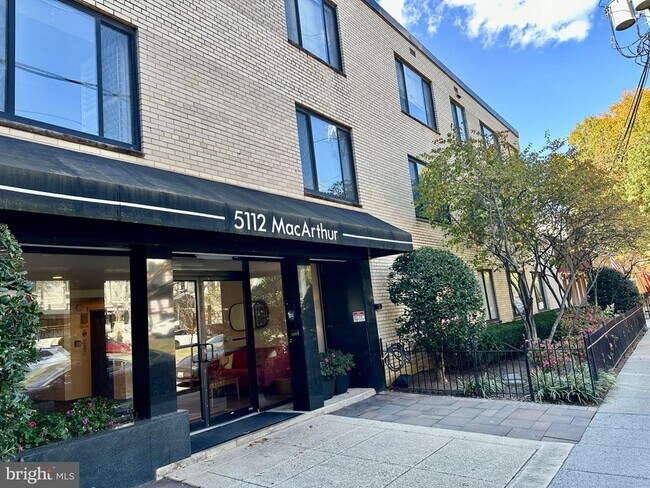 Building Photo - 5112 MacArthur Blvd NW