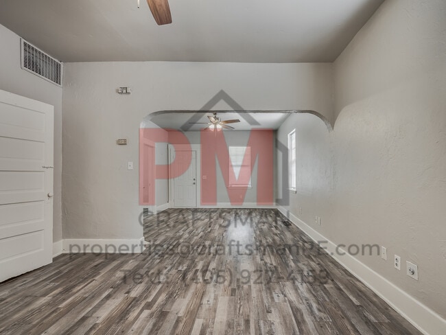 Building Photo - 1226 NW 8th St