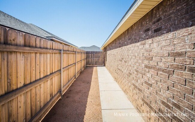 Building Photo - 5714 120th St