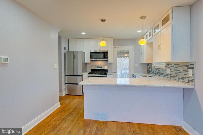 Building Photo - 6916 New Hampshire Ave