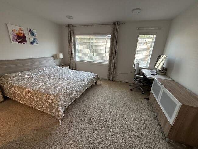 Building Photo - 1480 157th Ct NE