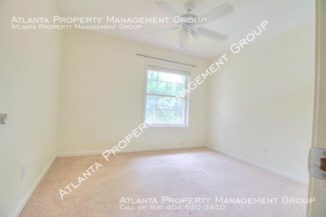 Building Photo - 771 Jordan Lane