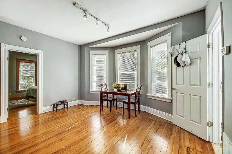 Building Photo - 3766 Isabella Ave