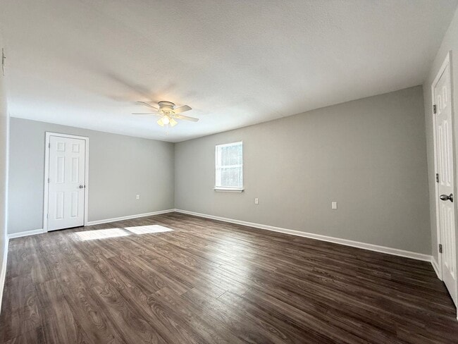 Building Photo - 3711 Bowers St