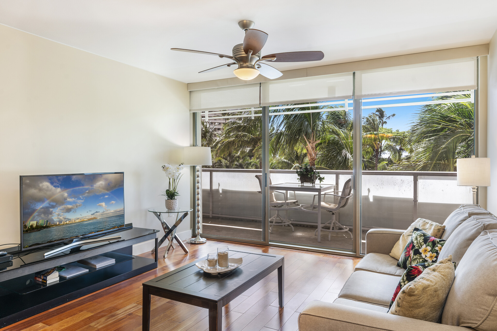 Building Photo - 1551 Ala Wai Blvd