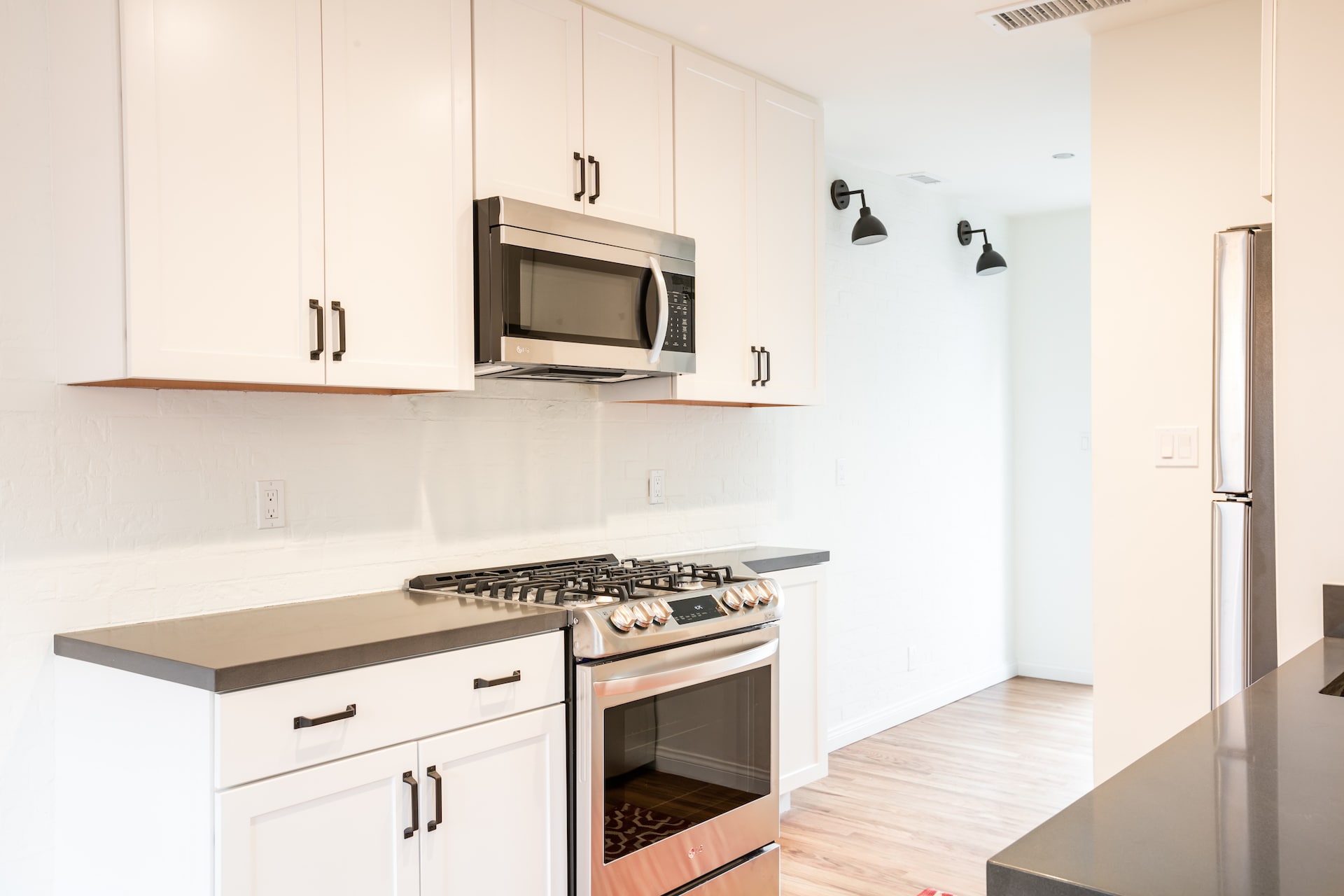 clean and fresh - 11112 Exposition Blvd