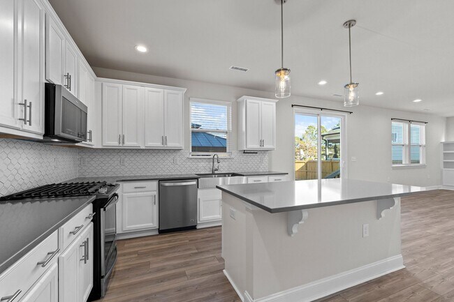 Building Photo - **Beautiful Wendell Falls Home 3/2.5 with Office, Loft & Fenced in Yard**