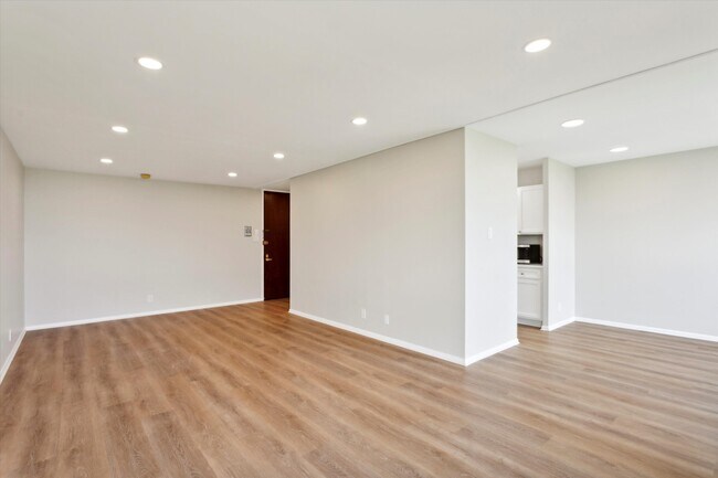 Building Photo - 3600 Conshohocken Ave